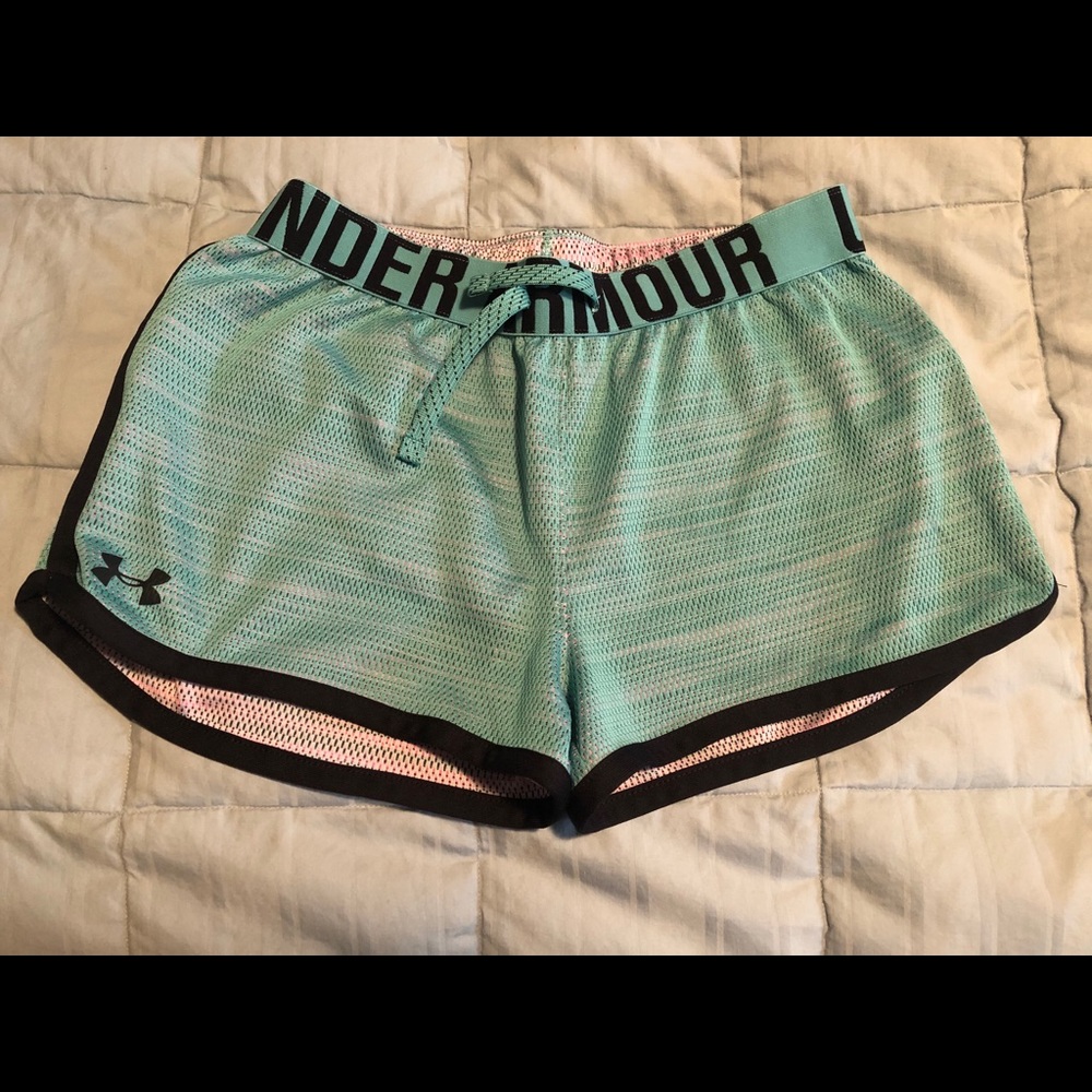 Girls Under Armour Play Up shorts